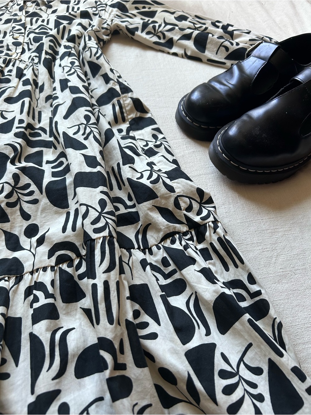 Anthropologie Black & White Abstract Print Button Maxi Dress - Picture 3 of 5